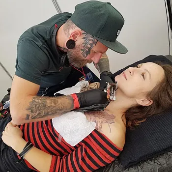 Fota z tetovacích soutěží